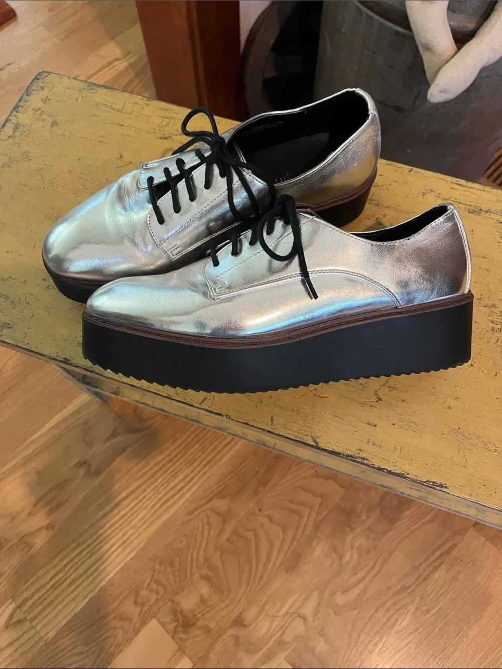 Steve Madden Iridescent Silver Platform Lace-Up Oxfords